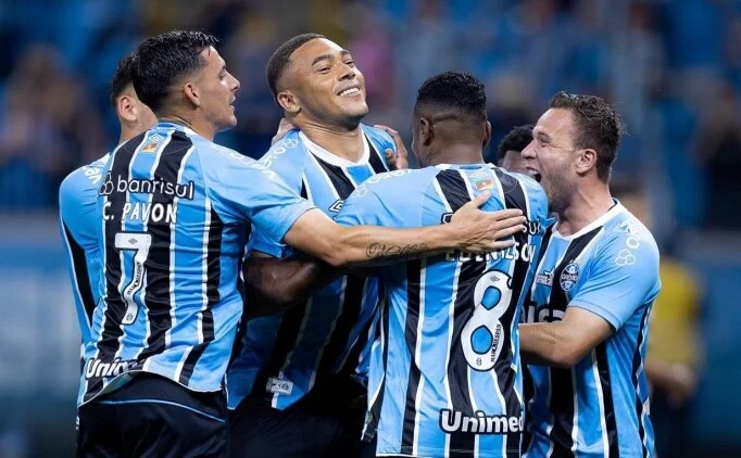 Carlos Vinicius'tan dikkat �eken performans!