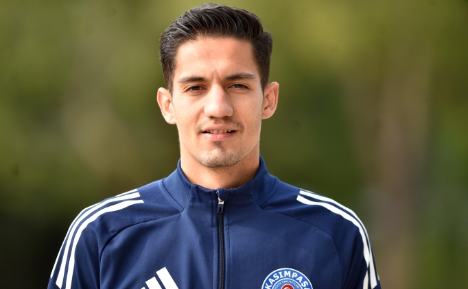 Cem �st�nda�: 'Emre Bel�zo�lu T�rkiye futbolunun efsanesidir'