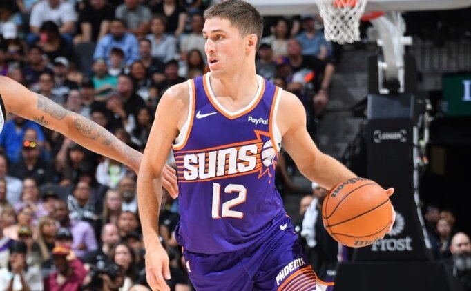 Collin Gillespie, Suns ile 4 y�ll�k 48 milyon dolarl�k s�zle�me imzalad�