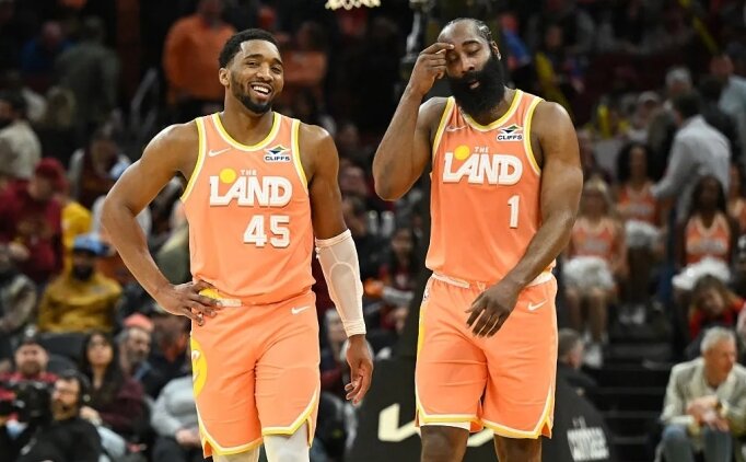 Mitchell: 'Harden'�n b�y�kl��� �ampiyonluk tart��mas�na tak�l�yor'
