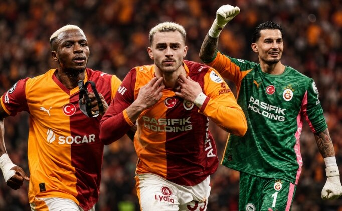 Galatasaray'da 3 futbolcu i�in kap� kapal�