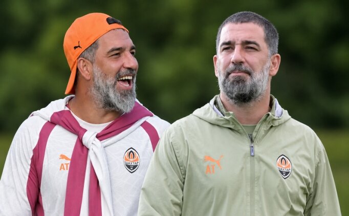 Arda Turan Kiev'deki geceyi anlatt�: 'S���na�a indim'