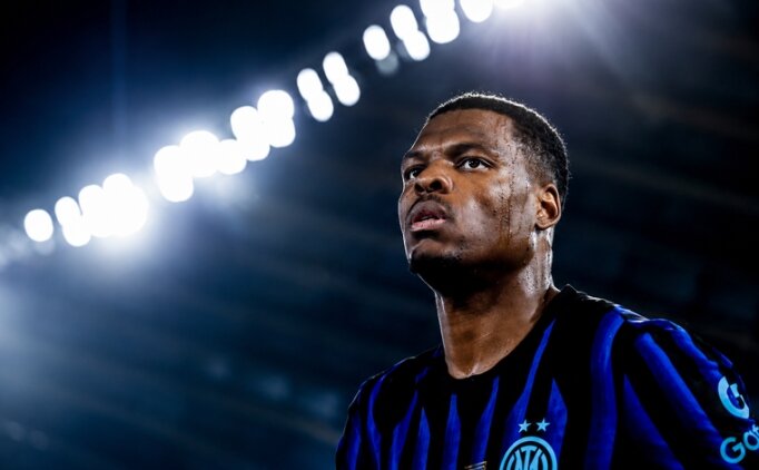 Real Madrid'de mutlu son: Denzel Dumfries