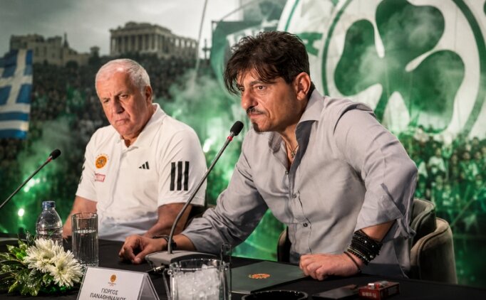Obradovic'in imza t�reninde b�y�k co�ku