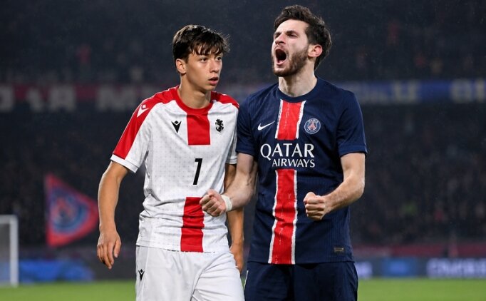 Bayern M�nih, Kvaratskhelia'n�n karde�inin pe�inde!