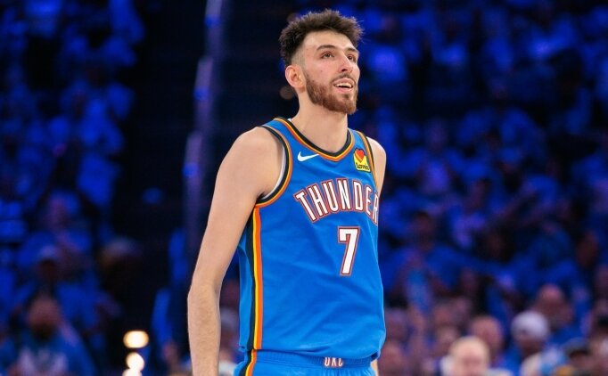 Holmgren'�n kontrat�, All-NBA ba�ar�s�na ra�men de�i�meden kald�
