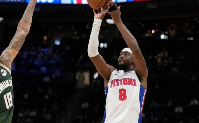 Pistons, Caris LeVert'� Bucks'a g�nderiyor