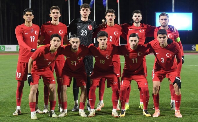 8 ki�i kald�k; 3-0 kaybettik!