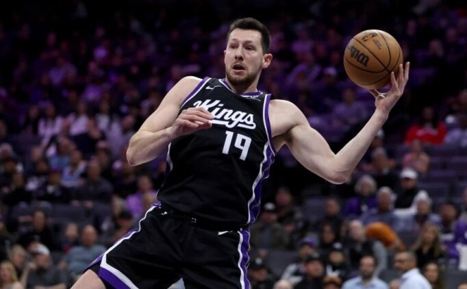 Knicks'in g�ndeminde John Konchar ve Drew Eubanks var