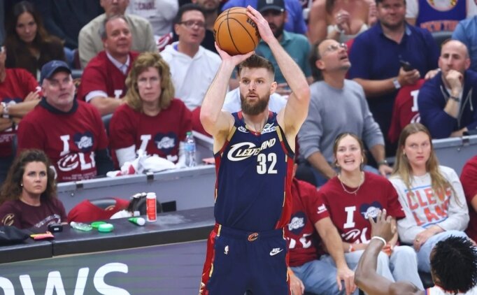 76ers, Dean Wade ile 4 y�ll�k s�zle�me imzalad�