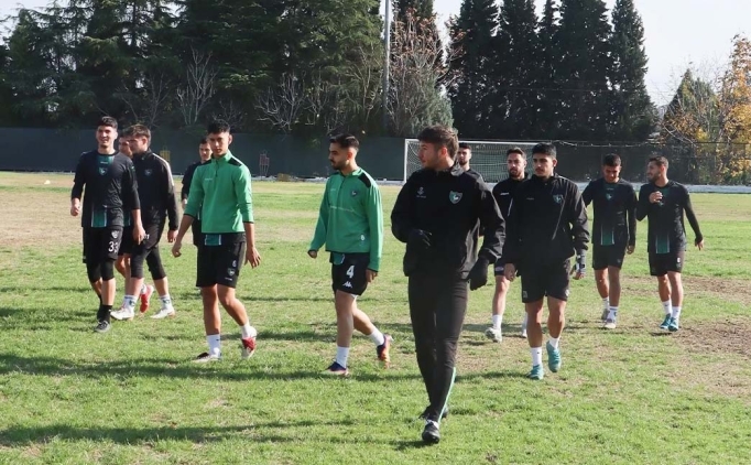 Denizlispor'a amat�rde de rahat yok