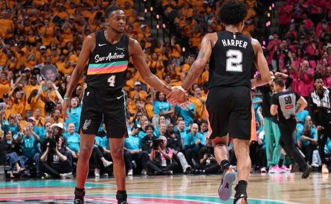 Harper'�n y�kseli�iyle, Fox'�n Spurs'teki gelece�i sorgulan�yor