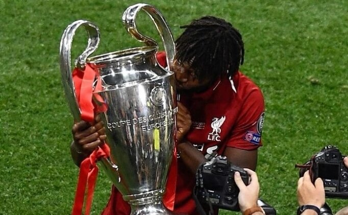 Divock Origi'dan futbola veda karar�