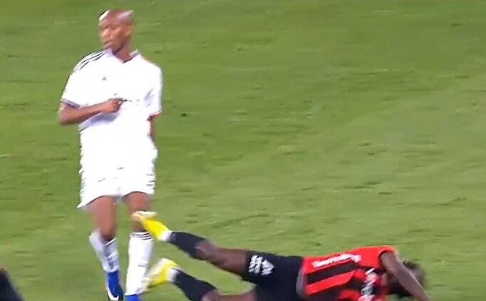 Gen�lerbirli�i, Be�ikta� ma��nda 10 ki�i kald�!