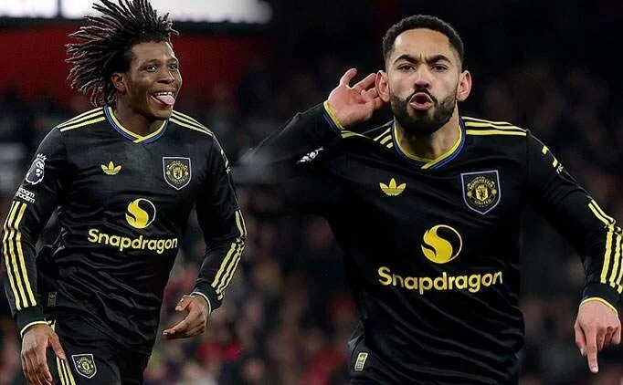 Michael Carrick'li M. United ligin ayarlar�yla oynuyor!