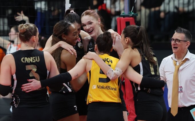 Vak�fBank, play-off'un ilk ma��nda Eczac�ba��'n� ma�lup etti!