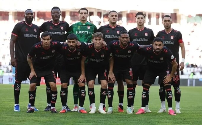 Sivasspor, Ankara'da 3 puan pe�inde!