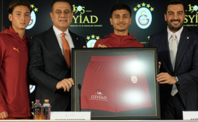 Galatasaray'da futbol akademisine yeni sponsorluk anla�mas�!