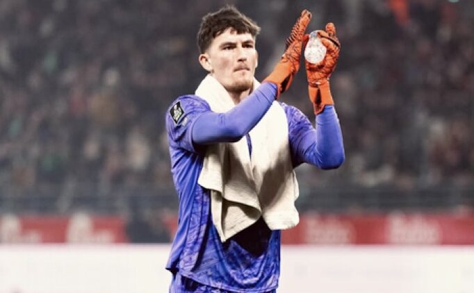 Real Madrid, Courtois'in halefini buldu: Ewen Jaouen