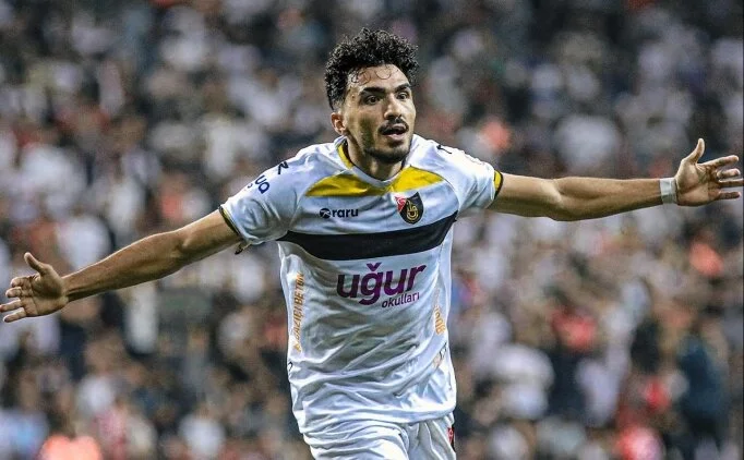 Bursaspor, Emir Kaan'� kadrosuna katt�