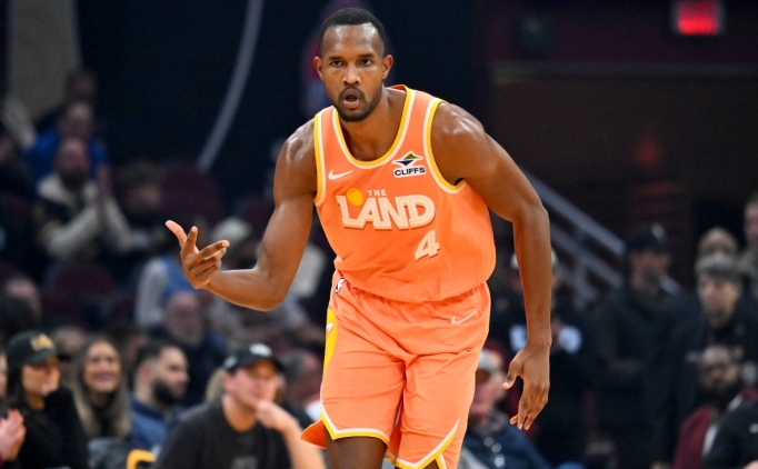 Evan Mobley, sol bald�r sakatl��� nedeniyle 1-3 hafta yok