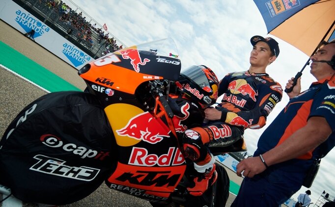 Deniz �nc�, Moto2'nin Macaristan aya��nda piste ��k�yor