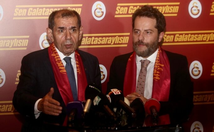 Galatasaray'da Erden Timur tezah�rat�!