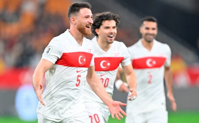 Salih �zcan'dan a��klama: 'Bunlar do�ru de�il'