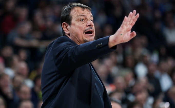 Ergin Ataman: 'Baz�lar� utan� verici bir �ekilde oynad�'