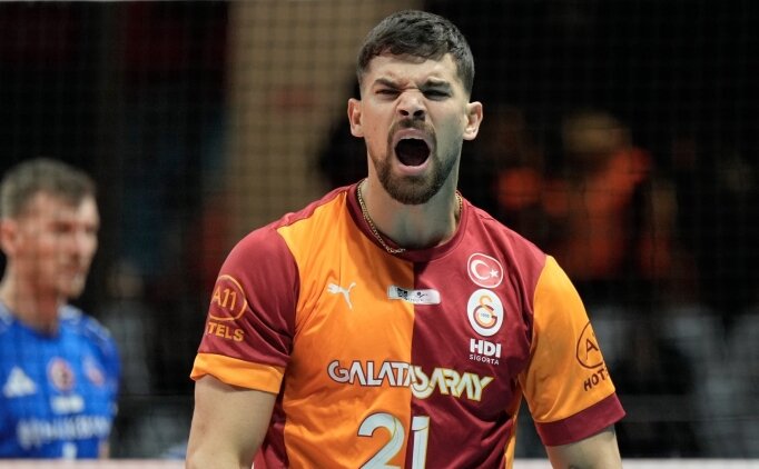 Galatasaray, Roamy Alonso ile nikah tazeledi