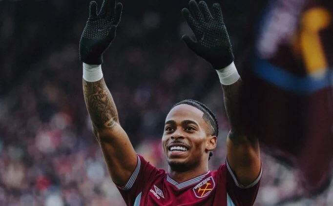 West Ham, Sunderland'i yenerek moral buldu