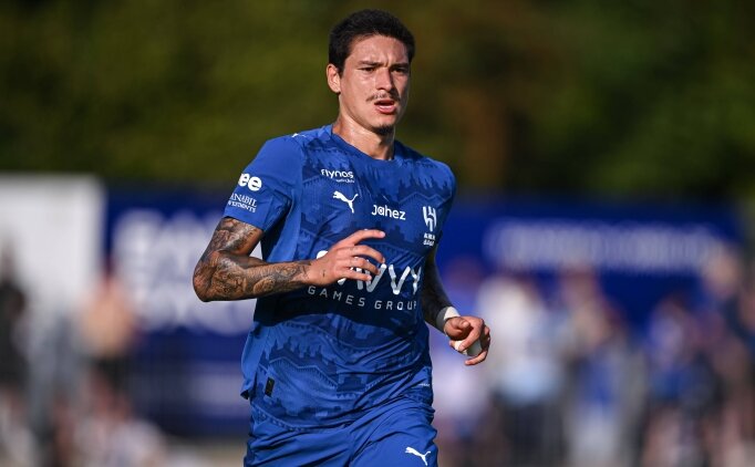 Fenerbah�e'nin iki y�ld�z i�in takibi s�r�yor!