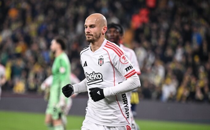 Vaclav Cerny milli tak�mdan aff�n� istedi!