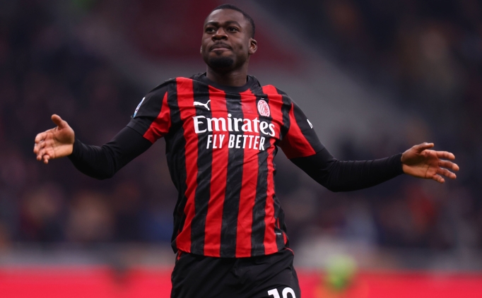 Milan'da ayr�l��a onay: Youssouf Fofana