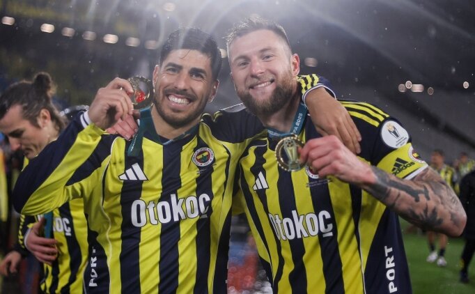 Fenerbah�e'de kaptanlar d�mende