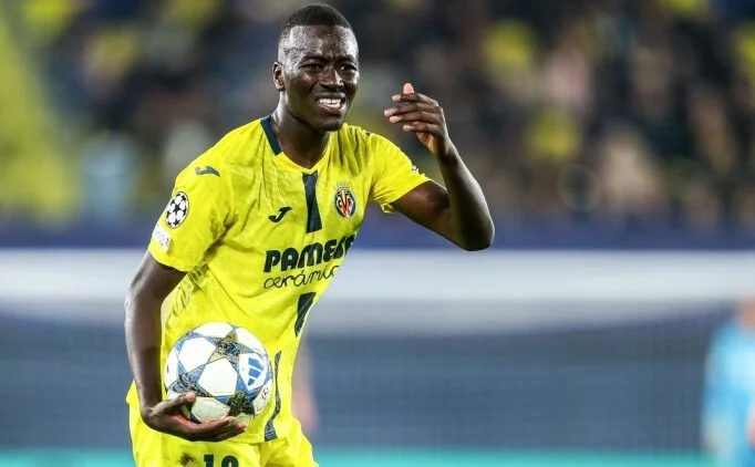 Galatasaray'da Pape Gueye defteri kapand�