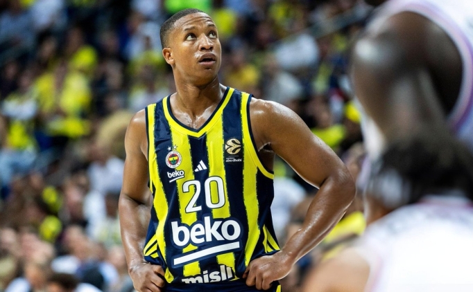 Fenerbah�e Beko'da Devon Hall ameliyat oldu!