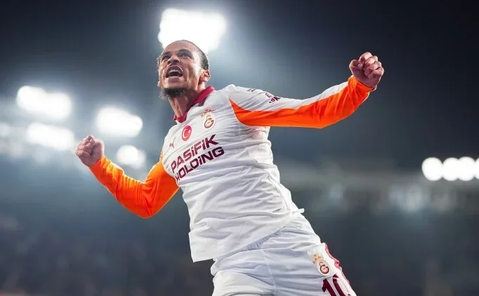 Okan Buruk'tan Leroy Sane'ye destek