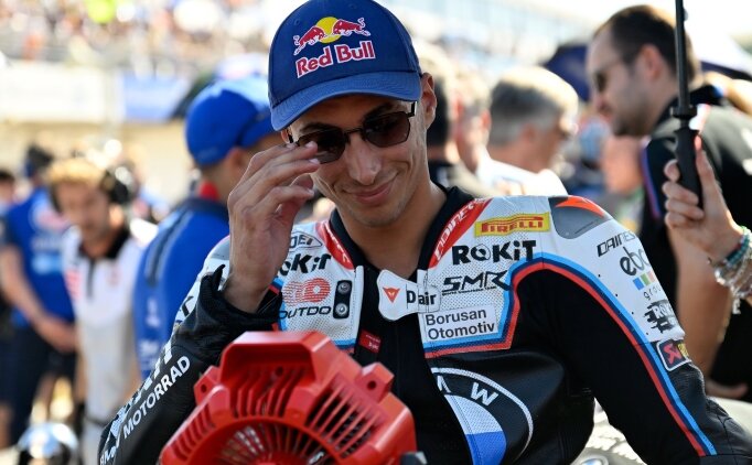 Toprak Razgatl�o�lu Aragon'da piste ��k�yor