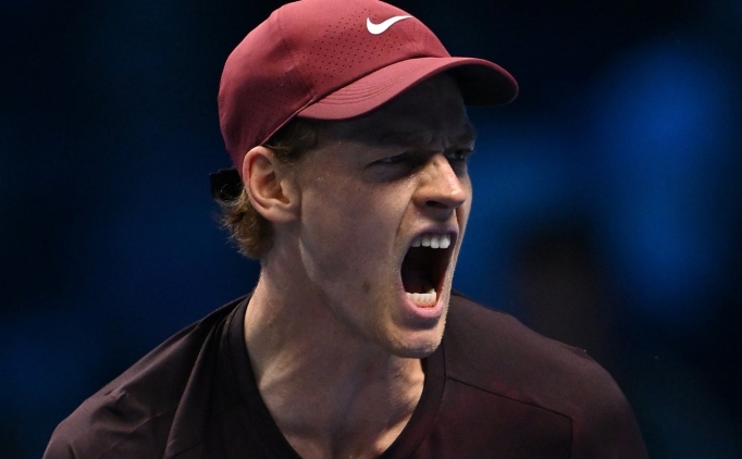 Avustralya A��k'ta Sinner ve Osaka ikinci tura ��kt�