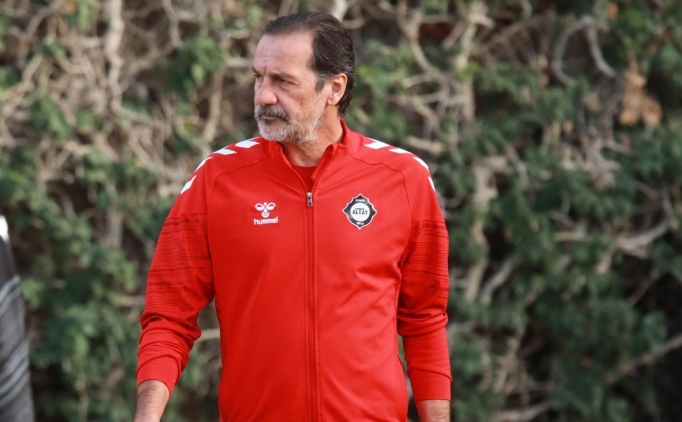 Altay'da Yusuf �im�ek yol ayr�m�nda