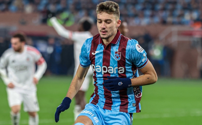 Trabzon, sahas�nda Kas�mpa�a'y� a��rl�yor