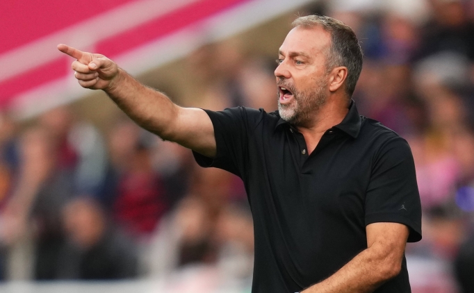 Hansi Flick: 'Savunmaya transfer gerekiyor'