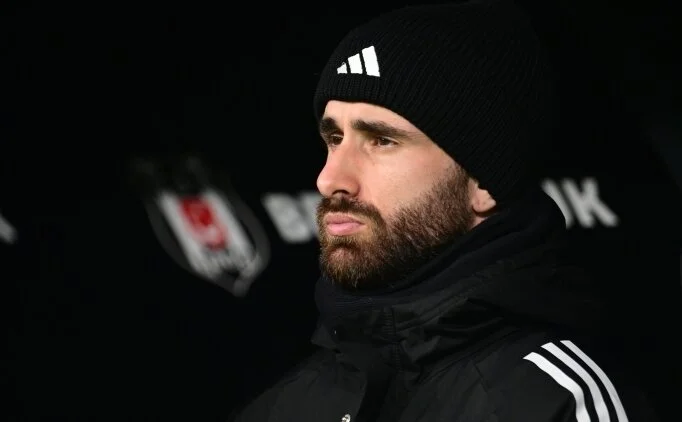 Rafa'n�n menajeri a��klad�; Be�ikta�'tan ayr�l�k s�reci!