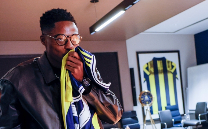 Fenerbah�e 11'inde Musaba s�rprizi!