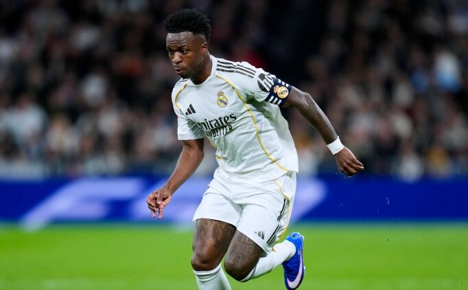 Eden Hazard: 'Vinicius 30 ya��nda futbolu b�rakabilir!'