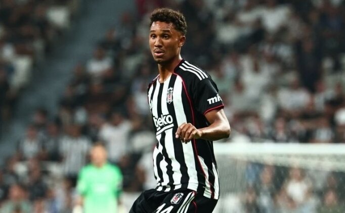 Felix Uduokhai'ye iki talip birden!