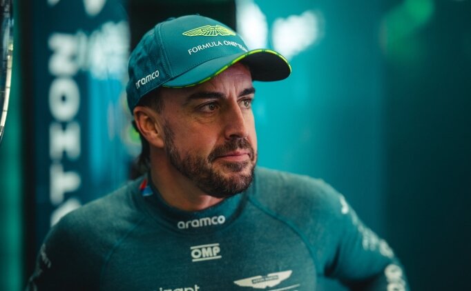 Aston Martin'den kabus gibi ba�lang��!