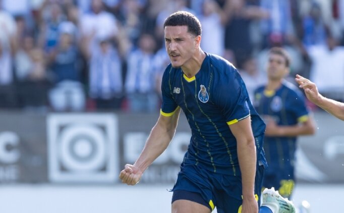 Francesco Farioli'den Deniz G�l'e �vg�