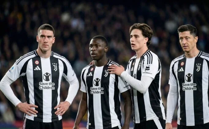 Juventus'tan Kenan Y�ld�z merkezli dev h�cum plan�